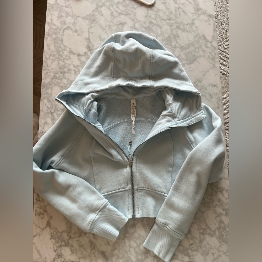 Lululemon Scuba Full Zip Cropped Hoodie